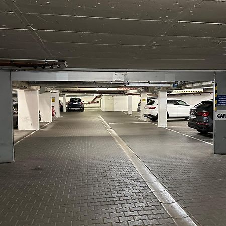 Truly - Viel Platz Fuer Business & Familie - Modern, Garage, Fahrstuhl Apartment Augsburg Exterior foto