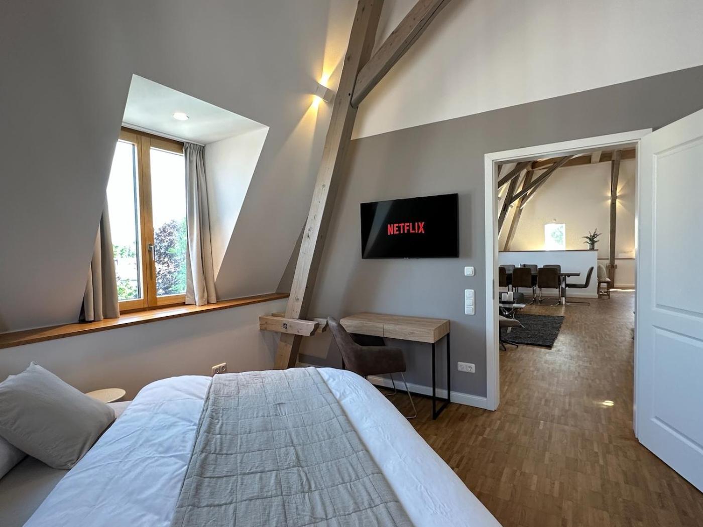 Truly - Viel Platz Fuer Business & Familie - Modern, Garage, Fahrstuhl Apartment Augsburg Exterior foto